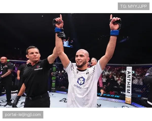 UFC蝇量级统治稳固 莫卡耶夫回归能否带来新的冲击